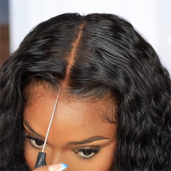Glueless Wigs 4x4 Closure/13x4 Undetectable HD Lace Wig Wear and Go Wigs 180% Density - 4x4 Lace / 180% Density / 18inch
