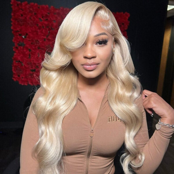 #613 Blonde Body Wave 360 Transparent Lace Front Wigs - 360 Lace / 150% / 26inch