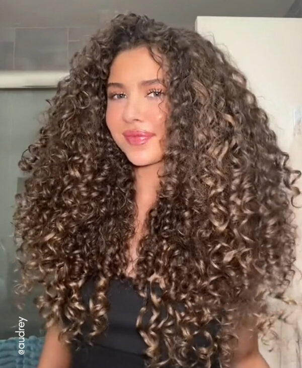 curly (3A curls) clip-in extensions #6 light brown. - 24" / Regular / Classic