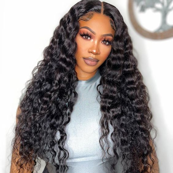 Glueless Wigs Natural Black Super Bouncy Loose Curly Transparent Lace Front Wigs - 4x4 Lace / 180% / 14