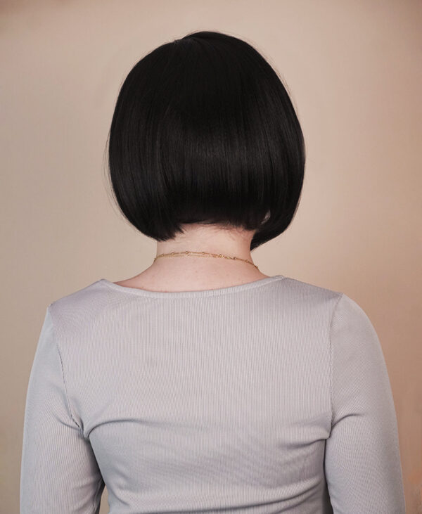 vegan fiber bob with side bangs wig 10" black.