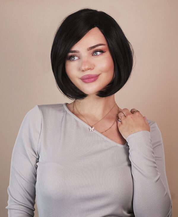 vegan fiber bob with side bangs wig 10" black.