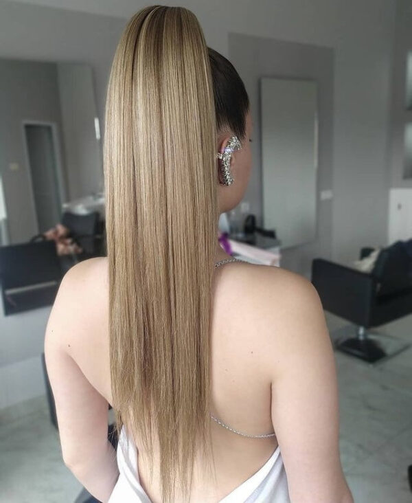 ponytail - #10 ash blonde. - 14 inches