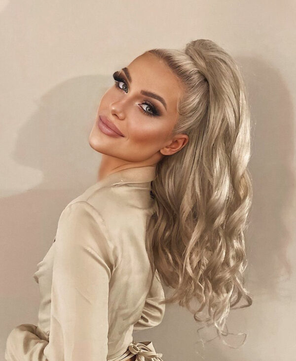 half up/half down #60 platinum blonde. - 20"