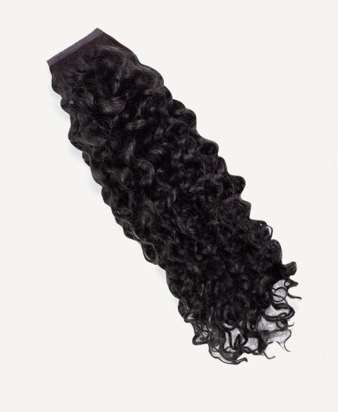 curly ponytail - #1b natural black. - 14 inches