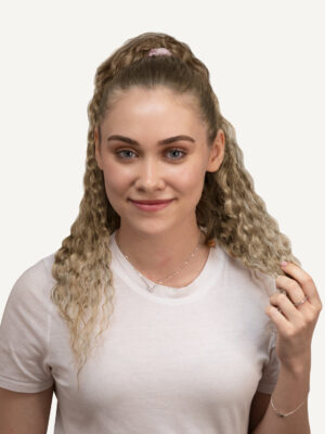 curly ponytail - #10 ash blonde. - 14 inches